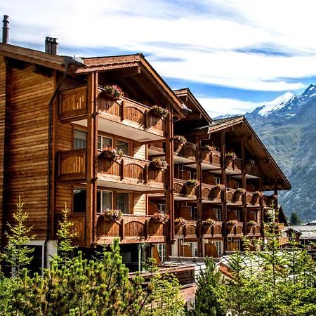 Wellnesshotel Schweizerhof Saas-Fee Exterior foto
