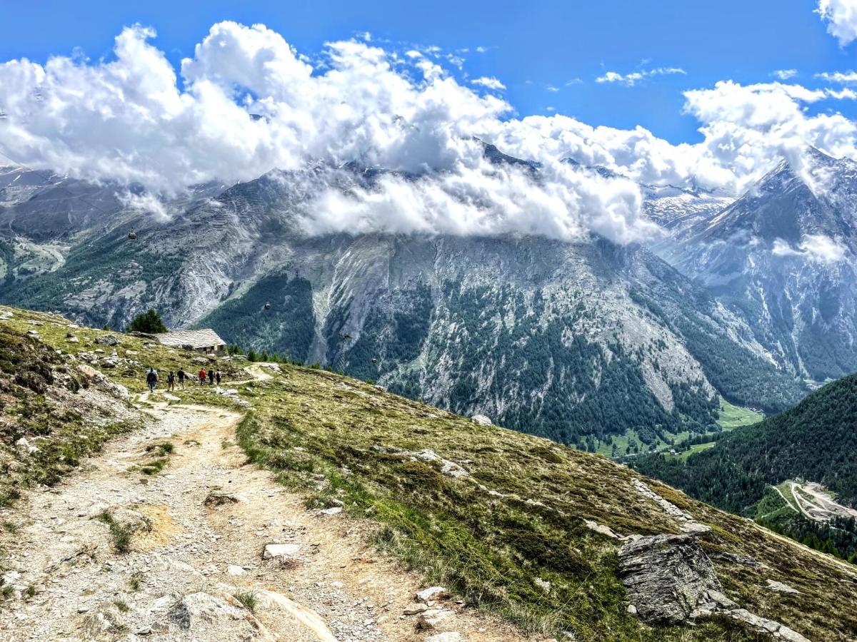 Wellnesshotel Schweizerhof Saas-Fee Exterior foto